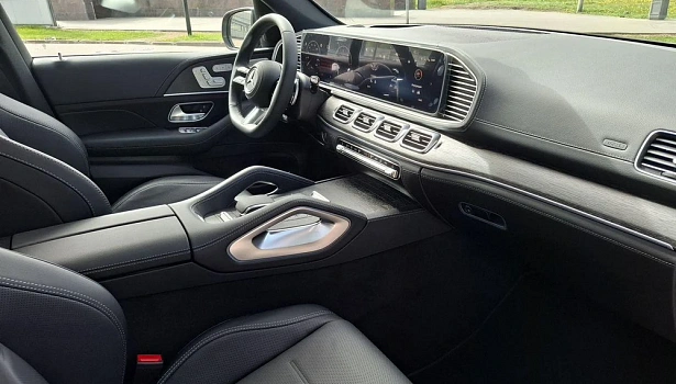 Mercedes-Benz GLE 300 d 4MATIC Внедорожник (269 л.с.) фото 19