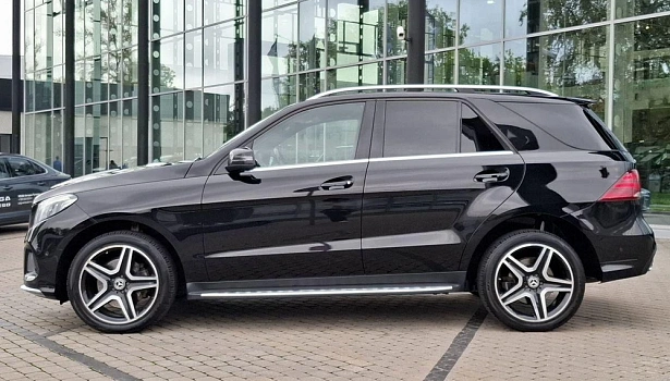 Mercedes-Benz GLE 350 d 4MATIC Внедорожник Особая серия (249 л.с.) фото 3