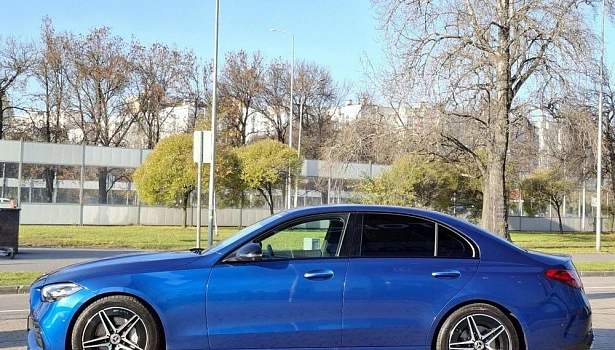 Mercedes-Benz C 200 4MATIC Седан Sport (197 л.с.) фото 3