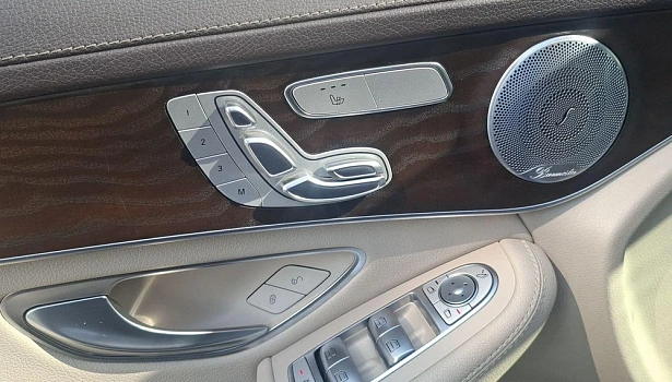 Mercedes-Benz GLC 250 d 4MATIC Внедорожник Sport (204 л.с.) фото 20