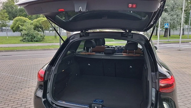 Mercedes-Benz GLC 2.0 4MATIC Внедорожник (258 л.с.) фото 16