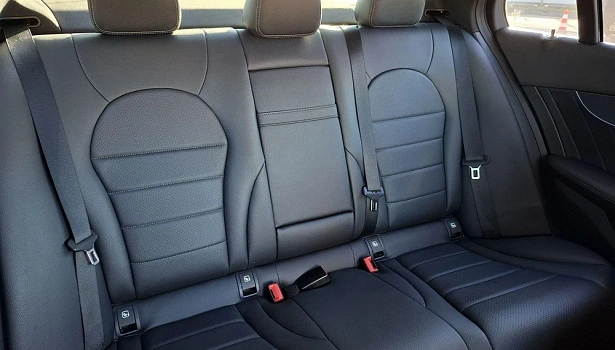 Mercedes-Benz C 180 Седан Sport (150 л.с.) фото 12