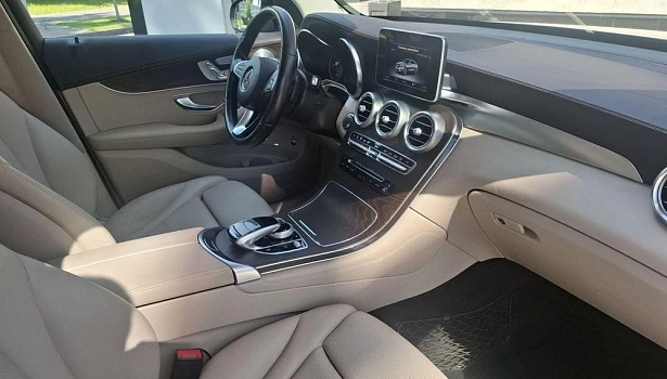 Mercedes-Benz GLC 250 d 4MATIC Внедорожник Sport (204 л.с.) фото 11
