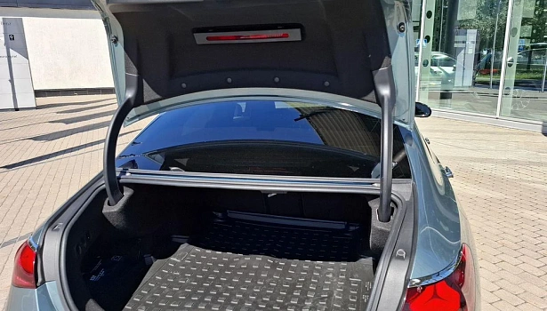Mercedes-Benz E 2.0d 4MATIC Седан (197 л.с.) фото 17