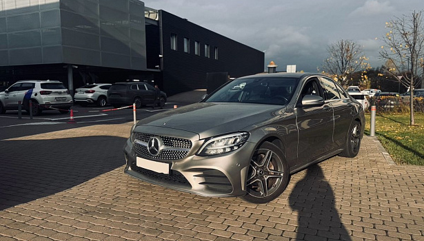 Mercedes-Benz C 180 Седан Sport (150 л.с.) фото 1