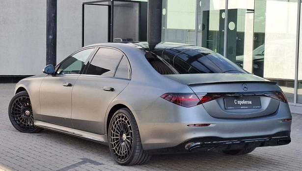 Mercedes-Benz S 400 d 4MATIC Седан (330 л.с.) фото 4