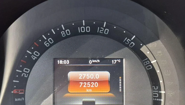 Smart Forfour 0.9 4WD Хэтчбек Brabus (109 л.с.) фото 20