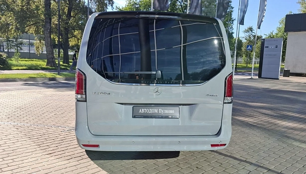 Mercedes-Benz V 2.0 CDI 4MATIC Минивэн Long (237 л.с.) фото 5