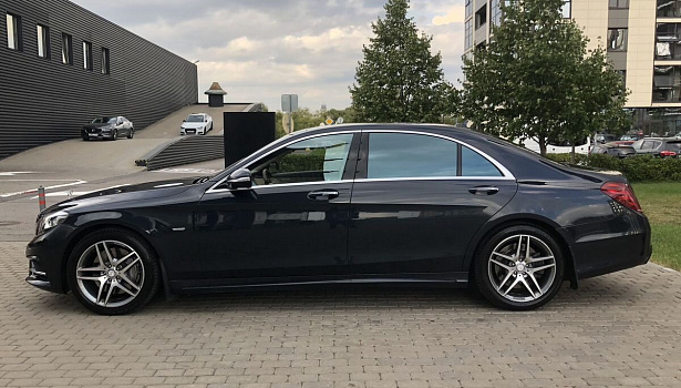 Mercedes-Benz S 4.7 4MATIC Седан (456 л.с.) фото 3