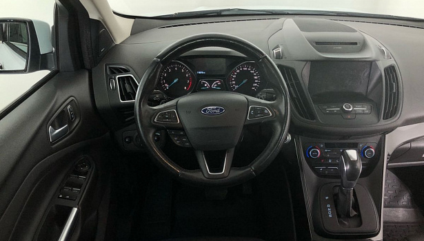 Ford Kuga 1.5 4WD Внедорожник Titanium Plus (182 л.с.) фото 17