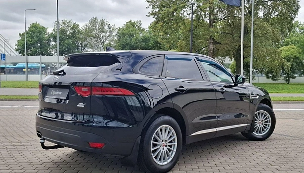 Jaguar F-Pace 2.0d 4WD Внедорожник Prestige (180 л.с.) фото 6