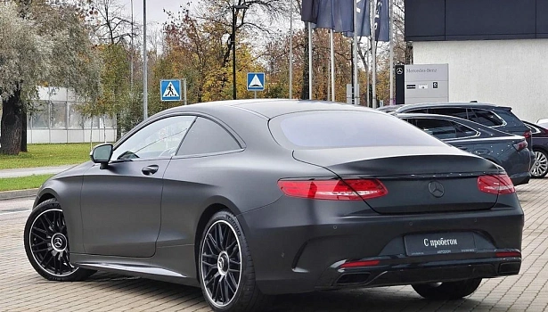 Mercedes-Benz S 400 4MATIC Купе (367 л.с.) фото 4