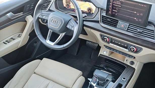 Audi Q5 Sportback 2.0 4WD Внедорожник Design (249 л.с.) фото 15