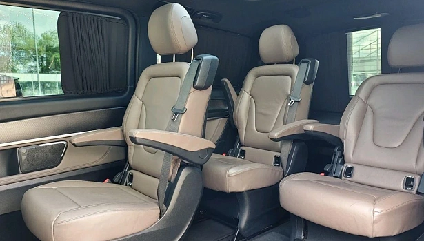 Mercedes-Benz V 300d 4MATIC Минивэн VIP Long (237 л.с.) Black фото 13