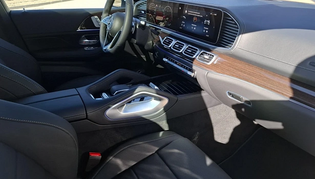 Mercedes-Benz GLE 3.0d 4MATIC Внедорожник 450 d 4MATIC (367 л.с.) фото 10