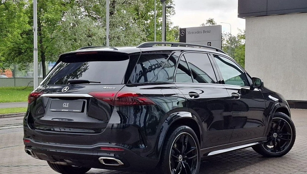 Mercedes-Benz GLE 300 d 4MATIC Внедорожник (269 л.с.) фото 6