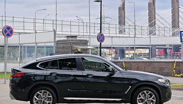 BMW X4 2.0 4WD Внедорожник (184 л.с.) фото 7