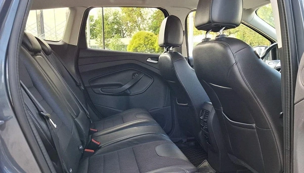 Ford Kuga 1.6 4WD Внедорожник Titanium (150 л.с.) фото 14