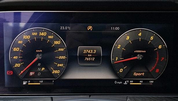 Mercedes-Benz E 200 4MATIC Купе Sport (184 л.с.) фото 19