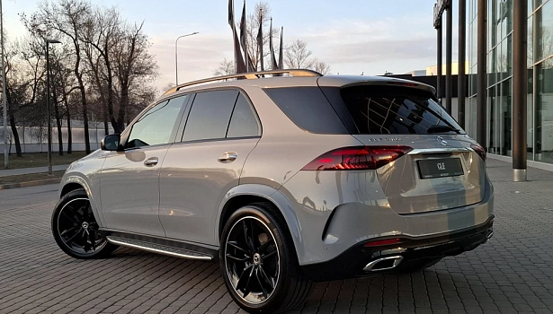 Mercedes-Benz GLE 300 d 4MATIC Внедорожник (269 л.с.) фото 4