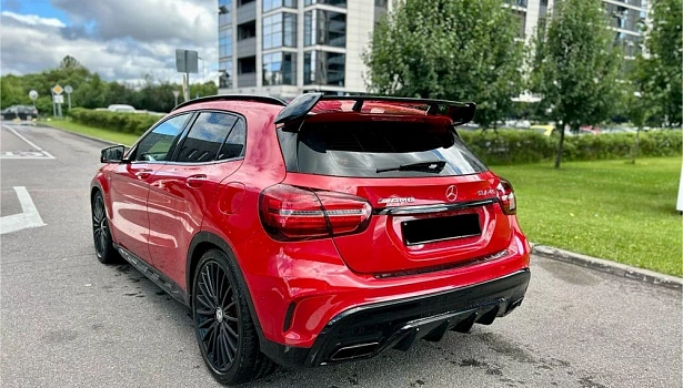 Mercedes-Benz AMG GLA 45 4MATIC Внедорожник Особая серия (381 л.с.) фото 23