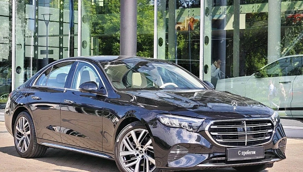 Mercedes-Benz E 2.0d 4MATIC Седан (197 л.с.) фото 2