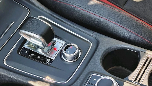 Mercedes-Benz AMG GLA 45 4MATIC Внедорожник Особая серия (381 л.с.) фото 12