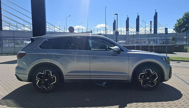 Volkswagen Touareg 3.0d 4WD Внедорожник Elegance (286 л.с.) фото 7