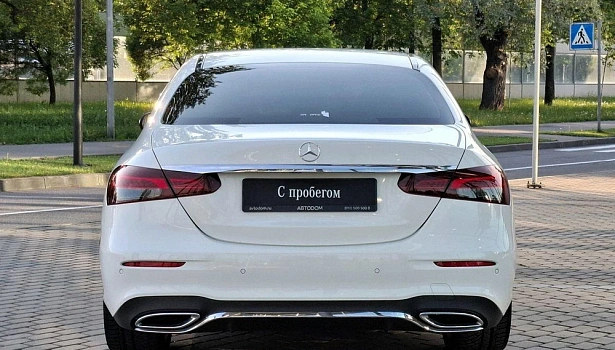Mercedes-Benz E 220 d 4MATIC Седан Sport (194 л.с.) фото 8