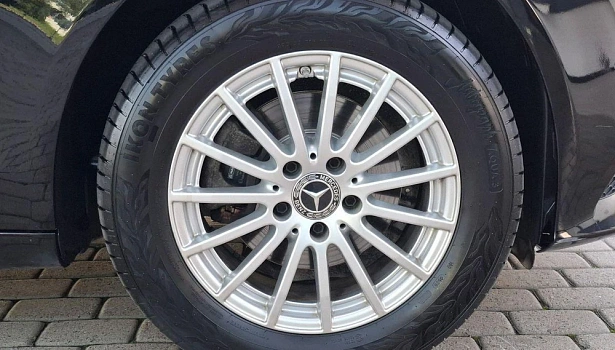 Mercedes-Benz C 180 Седан Особая серия (150 л.с.) фото 15