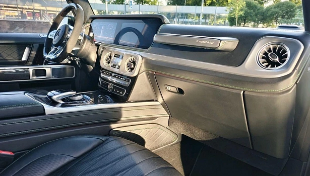 Mercedes-Benz AMG G 63 4MATIC Внедорожник (585 л.с.) фото 11