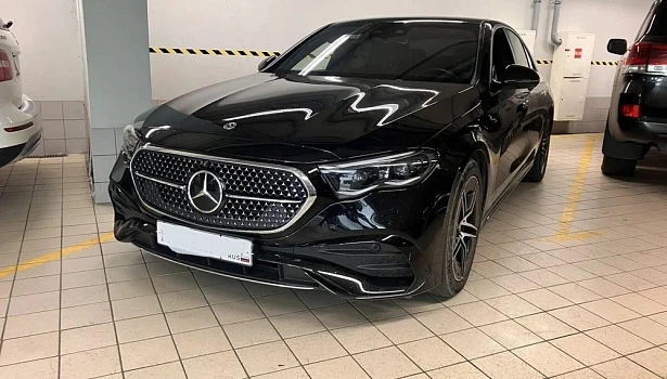 Mercedes-Benz AMG E 2.0 4MATIC Седан (258 л.с.) фото 1