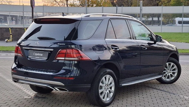 Mercedes-Benz GLE 300 4MATIC Внедорожник Особая серия (249 л.с.) фото 6
