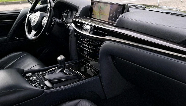 Lexus LX 5.7 4WD Внедорожник Black Vision (367 л.с.) фото 10