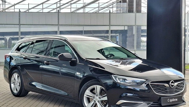 Opel Insignia 2.0d 4WD Универсал (170 л.с.) фото 2