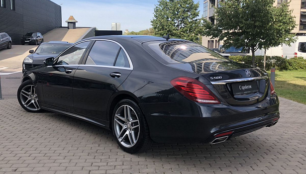 Mercedes-Benz S 500 4MATIC Седан (455 л.с.) фото 4