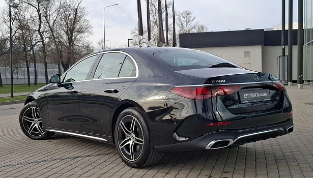 Mercedes-Benz E 2.0 4MATIC Седан E 300 4MATIC (258 л.с.) фото 6