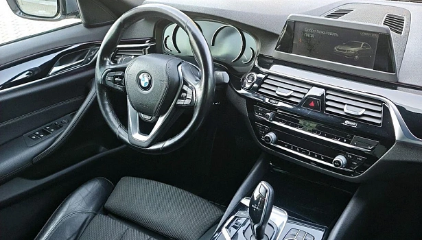 BMW 5 серии 520 d 4WD Седан Sport Line (190 л.с.) фото 15