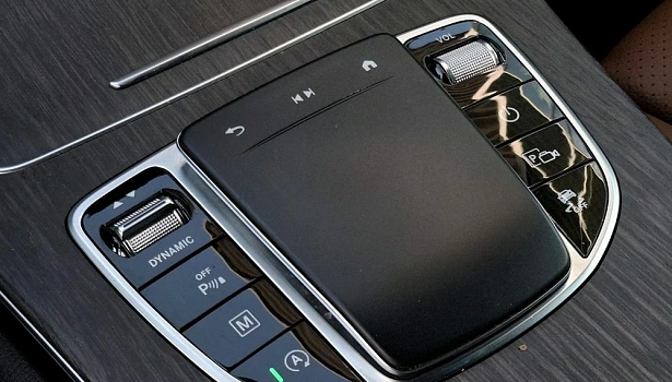 Mercedes-Benz GLC 300 d 4MATIC Внедорожник Sport (245 л.с.) фото 14