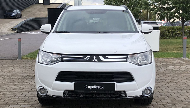 Mitsubishi Outlander 3.0 4WD Внедорожник Ultimate (230 л.с.) фото 5