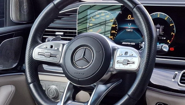 Mercedes-Benz AMG GLS 63 4MATIC Внедорожник (612 л.с.) фото 18