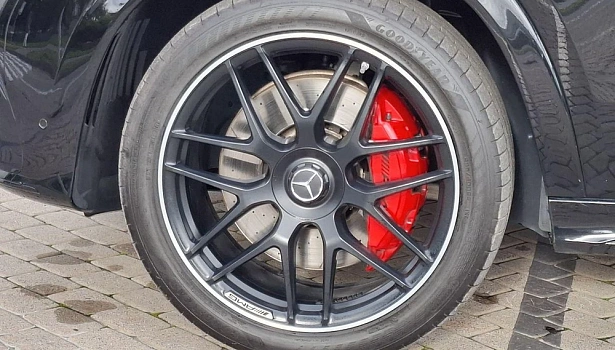Mercedes-Benz AMG GLE 53 4MATIC Внедорожник (435 л.с.) фото 17