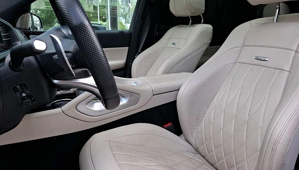 Mercedes-Benz AMG GLS 63 4MATIC Внедорожник (612 л.с.) фото 12
