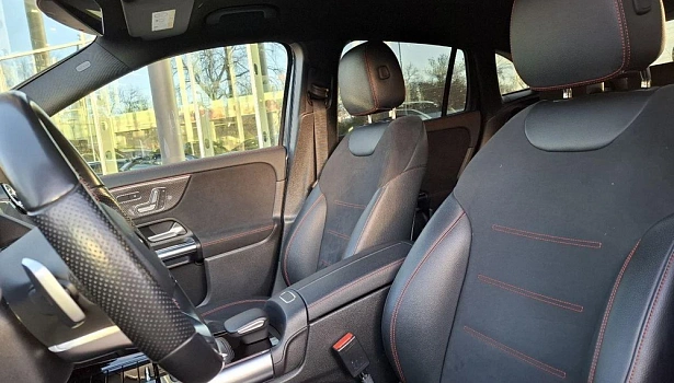 Mercedes-Benz GLA 200 4MATIC Внедорожник Sport (150 л.с.) фото 12