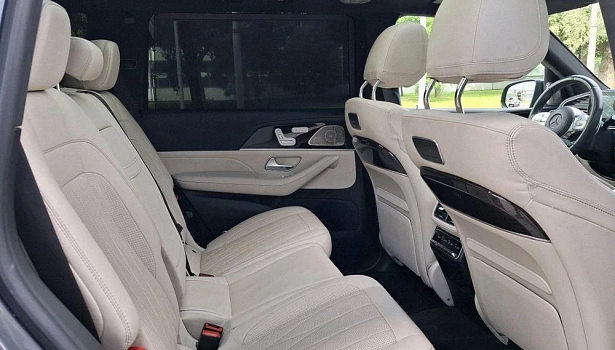 Mercedes-Benz AMG GLS 63 4MATIC Внедорожник (612 л.с.) фото 14
