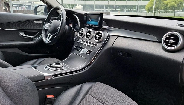 Mercedes-Benz C 180 Седан Premium (150 л.с.) фото 10