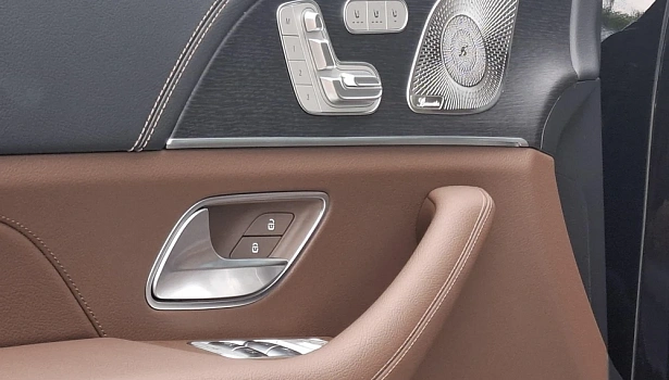 Mercedes-Benz GLS 450 4MATIC Внедорожник (381 л.с.) фото 15