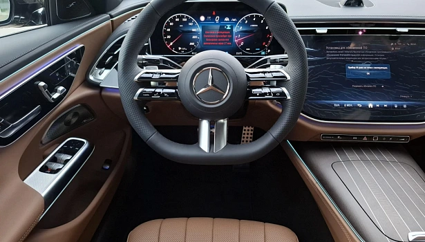 Mercedes-Benz E 2.0 4MATIC Седан E 300 4MATIC (258 л.с.) фото 18
