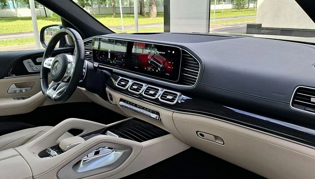 Mercedes-Benz AMG GLS 63 4MATIC Внедорожник (612 л.с.) фото 11