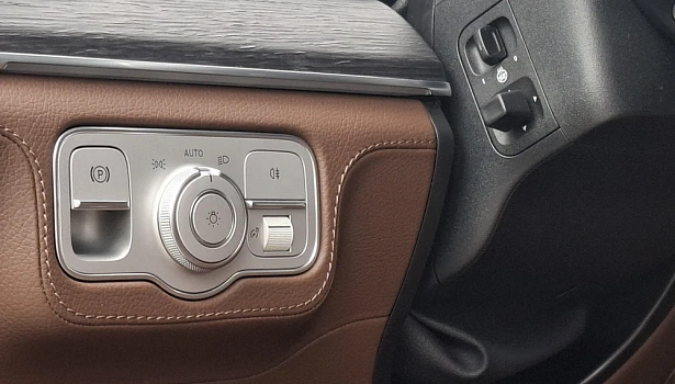 Mercedes-Benz GLS 450 4MATIC Внедорожник (381 л.с.) фото 17